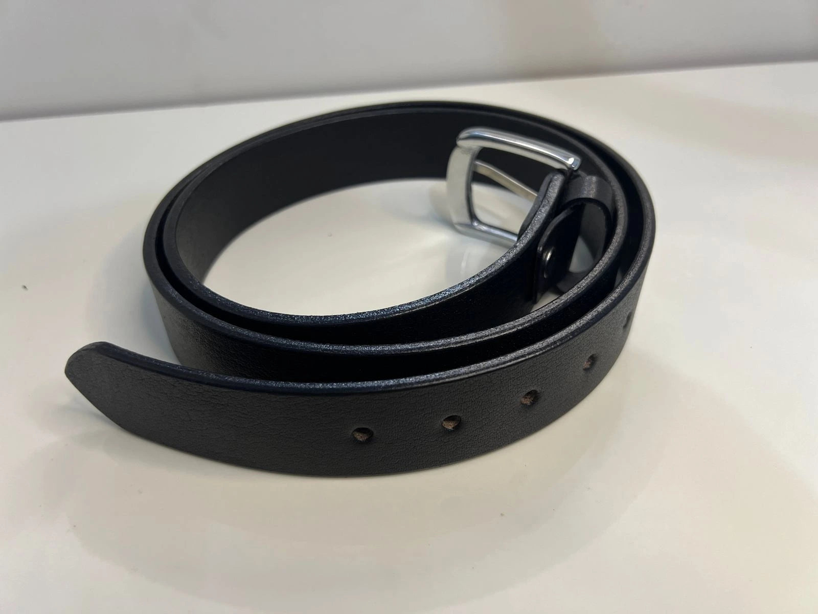 100% Genuine Leather Belt for Men – Classic, Durable & Stylish Everyday Wear