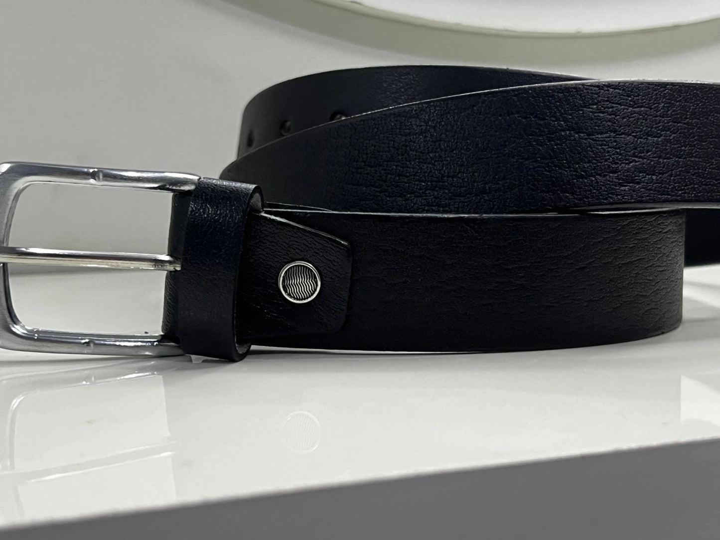 100% Genuine Leather Belt for Men – Classic, Durable & Stylish Everyday Wear